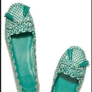 NIB  Tory Burch Green and White Loafers. Size 10.